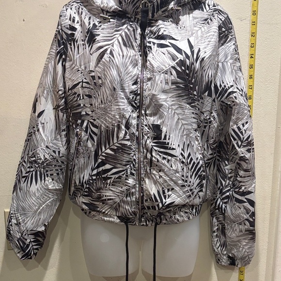 Ashley By 26 International Jackets & Blazers - Ashley By 26 International Monochrome Leaf Bomber windbreaker Jacket